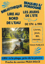 Lire au bord de l'eau
