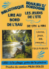 Lire au bord de l'eau